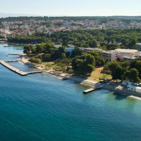 Appartement Cosy 5min To Mirela Borik *