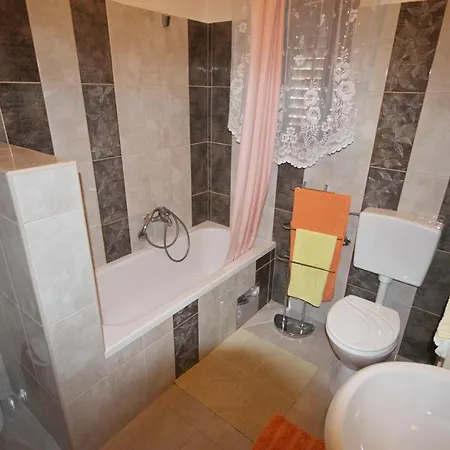 Cosy 5min To Mirela Borik Apartament *